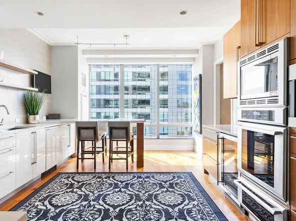 1 Avery 27B, Boston MA 02111