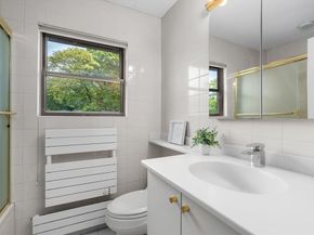832 Chestnut St, Newton MA 02468