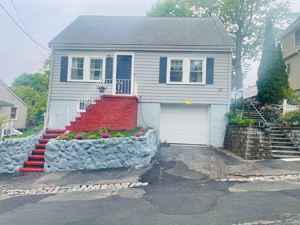 28 Roberts St, Malden MA 02148