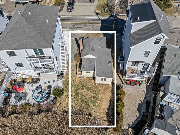 1177 Ferry St, Marshfield MA 02050