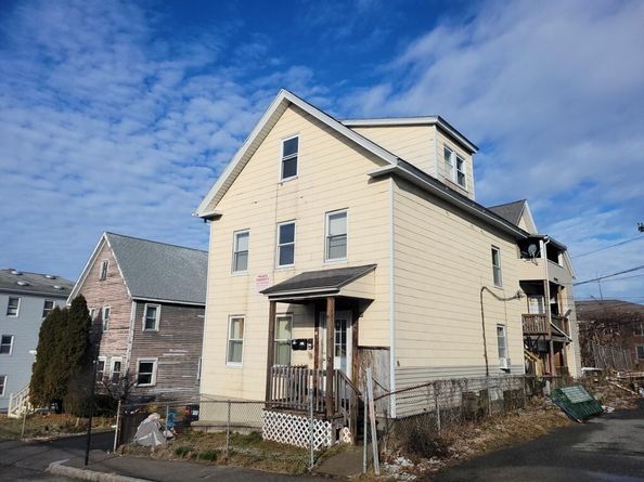 15-17 Dorchester St, Worcester MA 01610