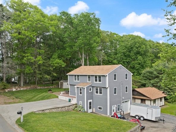175 Lake Shore Ave, Hamilton MA 01982