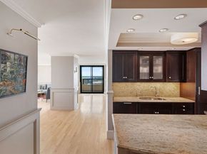 65 E India Row 38 F/G, Boston MA 02110