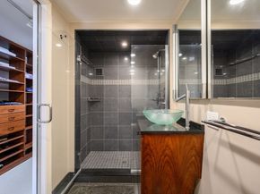 65 E India Row 38 F/G, Boston MA 02110