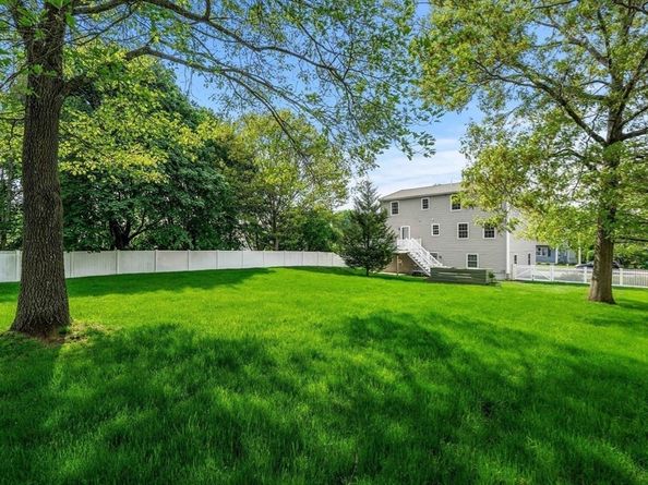 14 Greenlawn Ave, Salem MA 01970