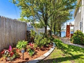 64 Rocky Neck Ave A, Gloucester MA 01930