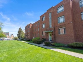10 Ashland St 2L, Worcester MA 01609