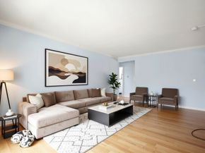 10 Ashland St 2L, Worcester MA 01609