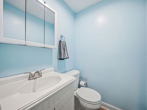 17 Forest Ave, Plymouth MA 02360