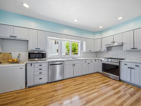 17 Forest Ave, Plymouth MA 02360