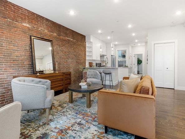 62-64 Elm St 1, Boston MA 02129