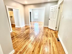 14 Elm Ave, Holbrook MA 02343