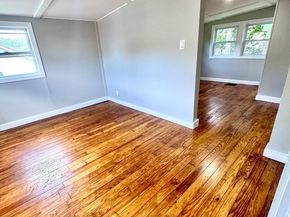 14 Elm Ave, Holbrook MA 02343