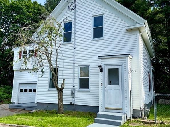 14 Elm Ave, Holbrook MA 02343