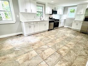 14 Elm Ave, Holbrook MA 02343