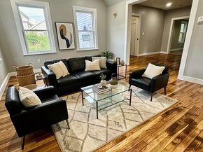 14 Elm Ave, Holbrook MA 02343