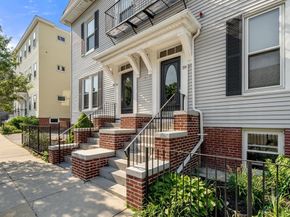 554 E 4th St 1B, Boston MA 02127