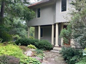 33 Forster Rd, Manchester MA 01944