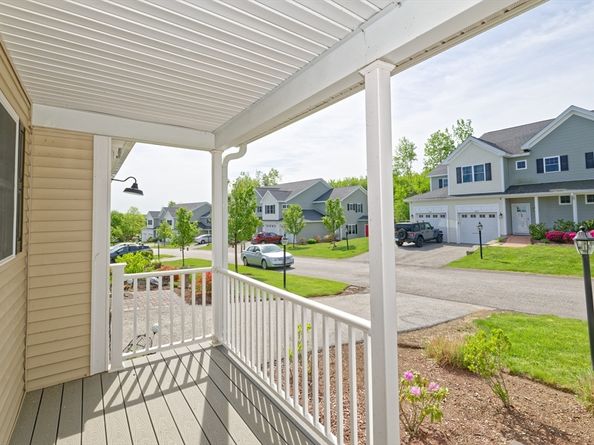 1204 Hazelwood Way 1204, Clinton MA 01510