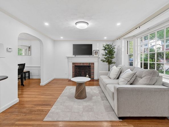 64 Redlands Rd, Boston MA 02132