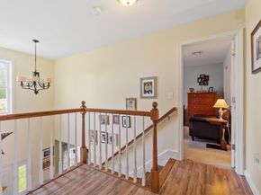 13 Ballard Ct, Leominster MA 01453