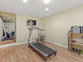 13 Ballard Ct, Leominster MA 01453