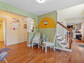 13 Ballard Ct, Leominster MA 01453