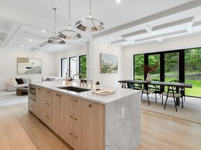 92 Hill Street, Lexington MA 02421