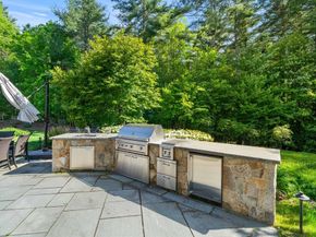 16 Preservation Way, Westford MA 01886
