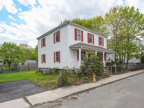 21 Forest Avenue Ct, Plymouth MA 02360