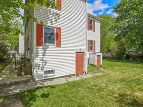 21 Forest Avenue Ct, Plymouth MA 02360