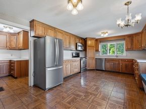 372 Ocean Avenue, Marblehead MA 01945