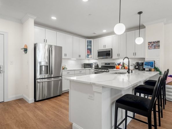 320 Middlesex Ave D103, Medford MA 02155