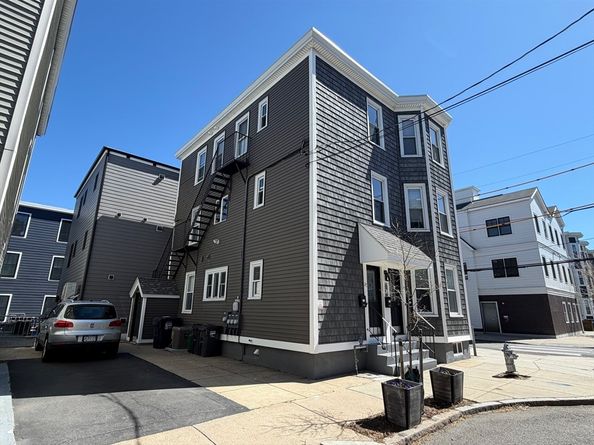 27 Plymouth, Cambridge MA 02041