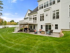 7 Stanley Ln, Carver MA 02330