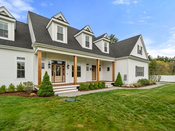 7 Stanley Ln, Carver MA 02330