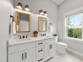 7 Stanley Ln, Carver MA 02330
