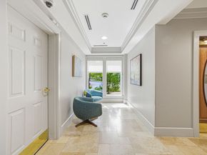 630 Hammond St 209, Brookline MA 02467