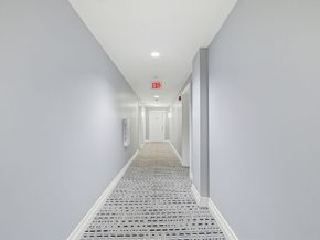 630 Hammond St 209, Brookline MA 02467
