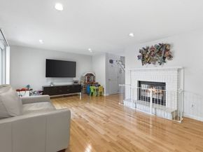 27 Fairway Circle 27, Natick MA 01760