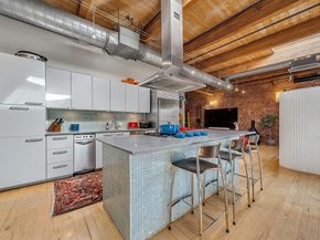 21 Wormwood St 620, Boston MA 02210