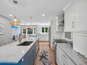 2 Berkley Cir, Hingham MA 02043