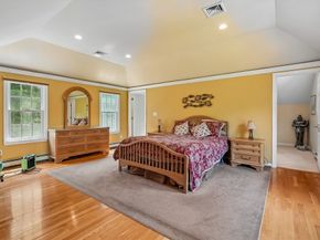 2 Berkley Cir, Hingham MA 02043