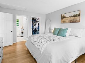 42 Brookside Dr, Uxbridge MA 01569