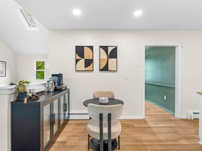 42 Brookside Dr, Uxbridge MA 01569