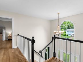 42 Brookside Dr, Uxbridge MA 01569