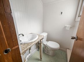 2 Circuit Ave, Hull MA 02045