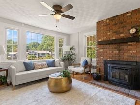 84 Walnut St, Walpole MA 02081