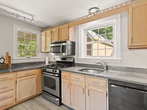 84 Walnut St, Walpole MA 02081