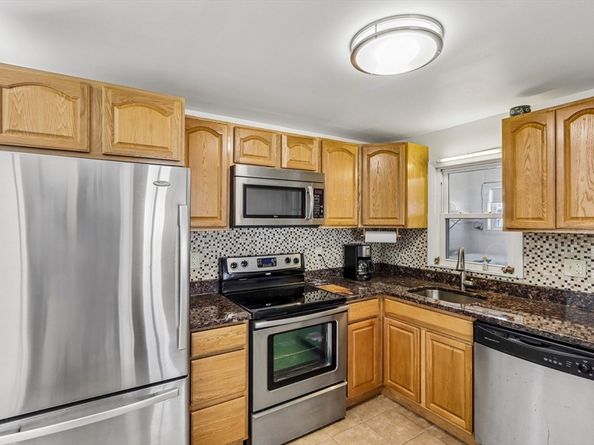 66 Washington Ave, Revere MA 02151